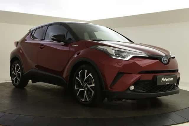Toyota C-HR (2019) thumbnail 2