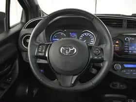 Toyota Yaris (2019) thumbnail 14
