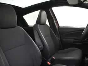 Toyota Yaris (2019) thumbnail 3
