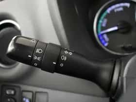 Toyota Yaris (2016) thumbnail 15
