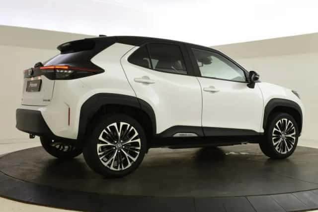 Toyota Yaris Cross (2022) thumbnail 2