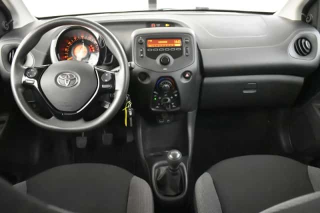 Toyota Aygo (2019) thumbnail 4