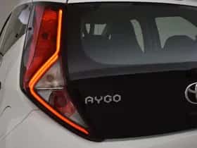Toyota Aygo (2022) thumbnail 17