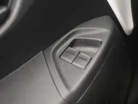 Toyota Aygo (2022) thumbnail 25