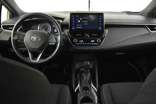 Toyota Corolla (2021) thumbnail 4