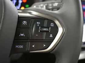 Lexus LBX (2024) thumbnail 18