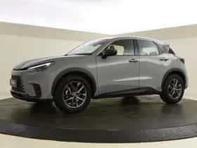 Lexus LBX (2024) thumbnail 5
