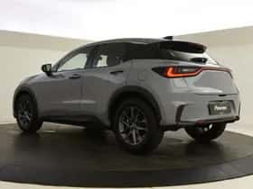 Lexus LBX (2024) thumbnail 6