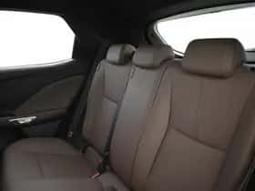 Lexus LBX (2024) thumbnail 12