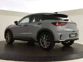 Lexus LBX (2024) thumbnail 6