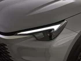 Lexus LBX (2024) thumbnail 8
