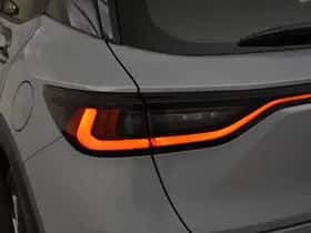 Lexus LBX (2024) thumbnail 10