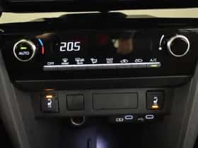 Toyota Yaris Cross (2024) thumbnail 12