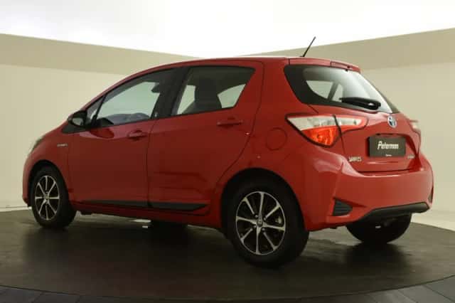 Toyota Yaris (2018) thumbnail 6