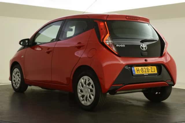 Toyota Aygo (2020) thumbnail 6