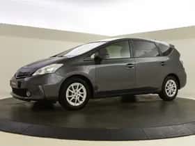 Toyota Prius (2014) thumbnail 2