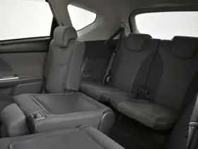 Toyota Prius (2014) thumbnail 19