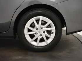 Toyota Prius (2014) thumbnail 20