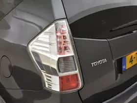 Toyota Prius (2014) thumbnail 21