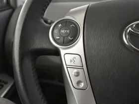 Toyota Prius (2014) thumbnail 25