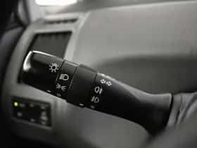 Toyota Prius (2014) thumbnail 26