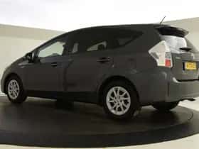 Toyota Prius (2014) thumbnail 6