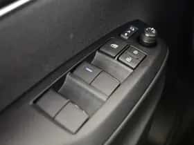 Toyota Yaris (2025) thumbnail 29