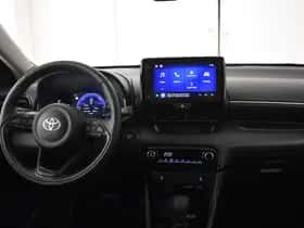 Toyota Yaris (2025) thumbnail 4