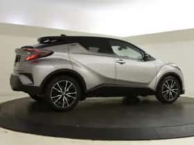 Toyota C-HR (2018) thumbnail 5