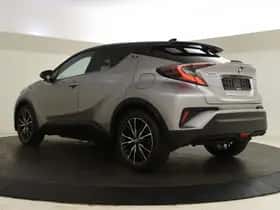 Toyota C-HR (2018) thumbnail 6