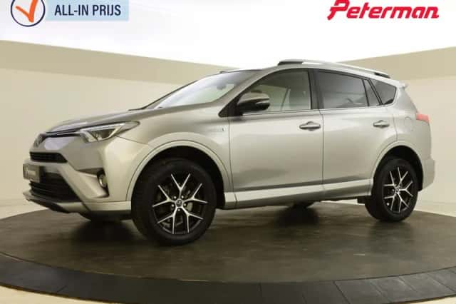 Toyota RAV4 (2016) thumbnail 1