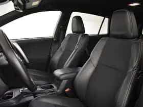 Toyota RAV4 (2016) thumbnail 16