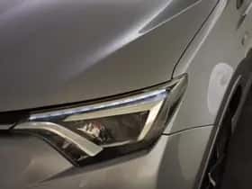 Toyota RAV4 (2016) thumbnail 29