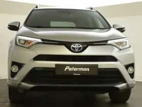 Toyota RAV4 (2016) thumbnail 7