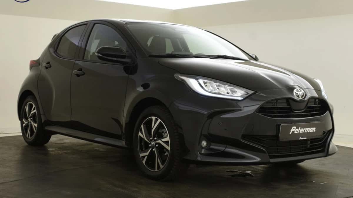 Toyota Yaris (2025) — foto 1
