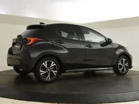 Toyota Yaris (2025) thumbnail 2