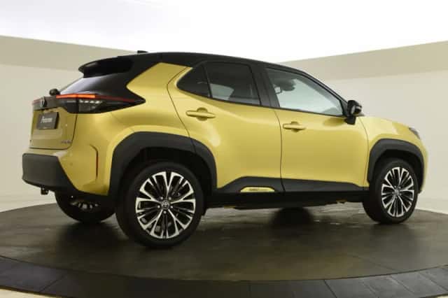 Toyota Yaris Cross (2022) thumbnail 2
