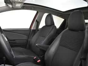 Toyota Yaris (2016) thumbnail 11