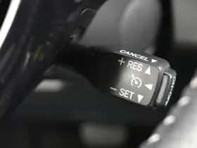 Toyota Yaris (2016) thumbnail 19