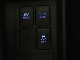 Toyota Yaris (2016) thumbnail 23