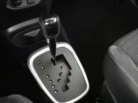 Toyota Yaris (2016) thumbnail 24