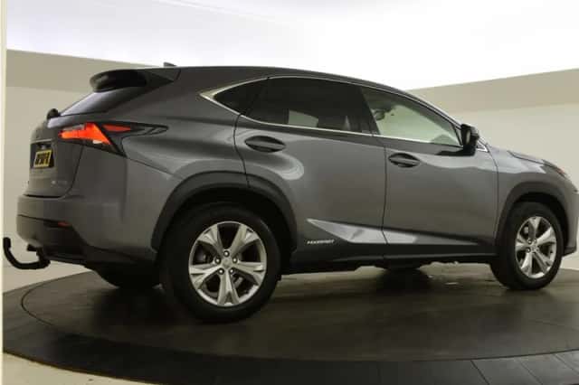 Lexus NX (2015) thumbnail 2