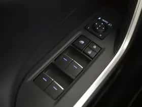 Toyota RAV4 (2023) thumbnail 28