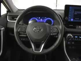 Toyota RAV4 (2023) thumbnail 9