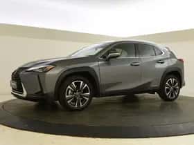Lexus UX (2021) thumbnail 5