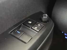 Toyota Yaris (2022) thumbnail 25