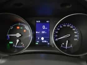 Toyota C-HR (2020) thumbnail 16