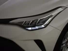 Toyota C-HR (2020) thumbnail 8