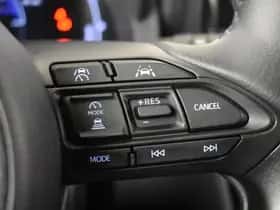 Toyota Yaris Cross (2025) thumbnail 15