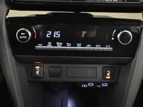 Toyota Yaris Cross (2025) thumbnail 18